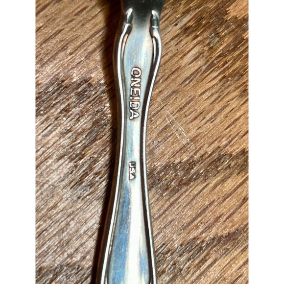 Set of 4 Oneida Community Cantata Teaspoons   stainless flatware 6" - Picture 11 of 11